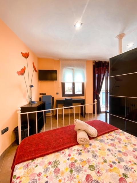 Apartamentos Turisticos Ґраус Екстер'єр фото